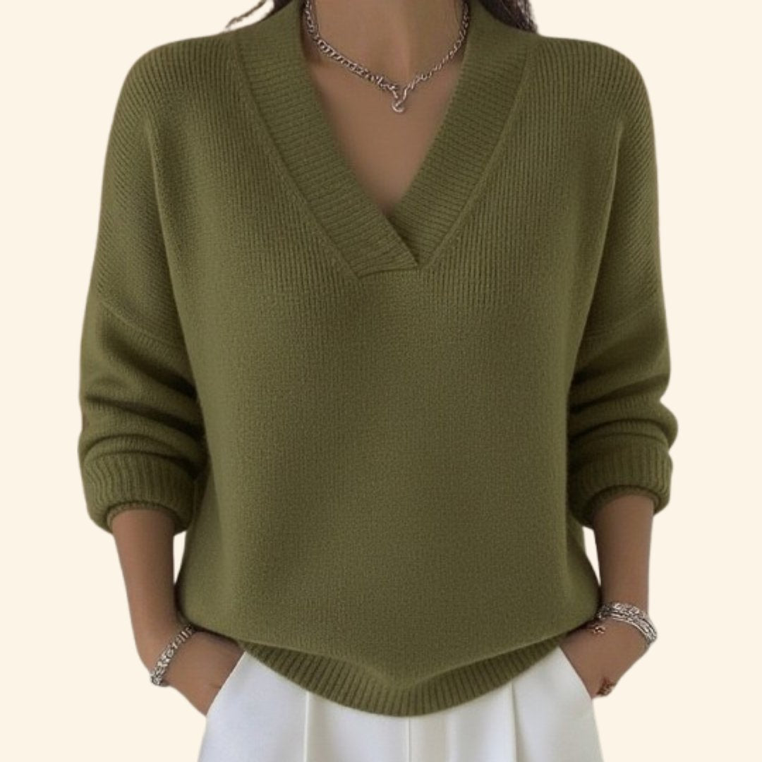 Women's Oversized V-Neck Jumper - Green