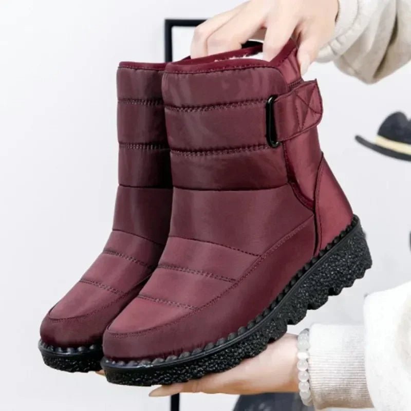 Women's Quilted Waterproof Snow Ankle Boots - Red