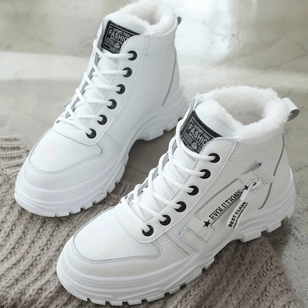 Women's Fur-Lined Winter Boots - White