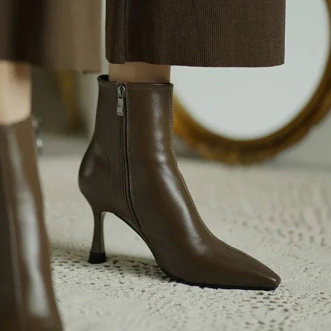 Women's Faux Leather Pointed-Toe Ankle Boots - Brown