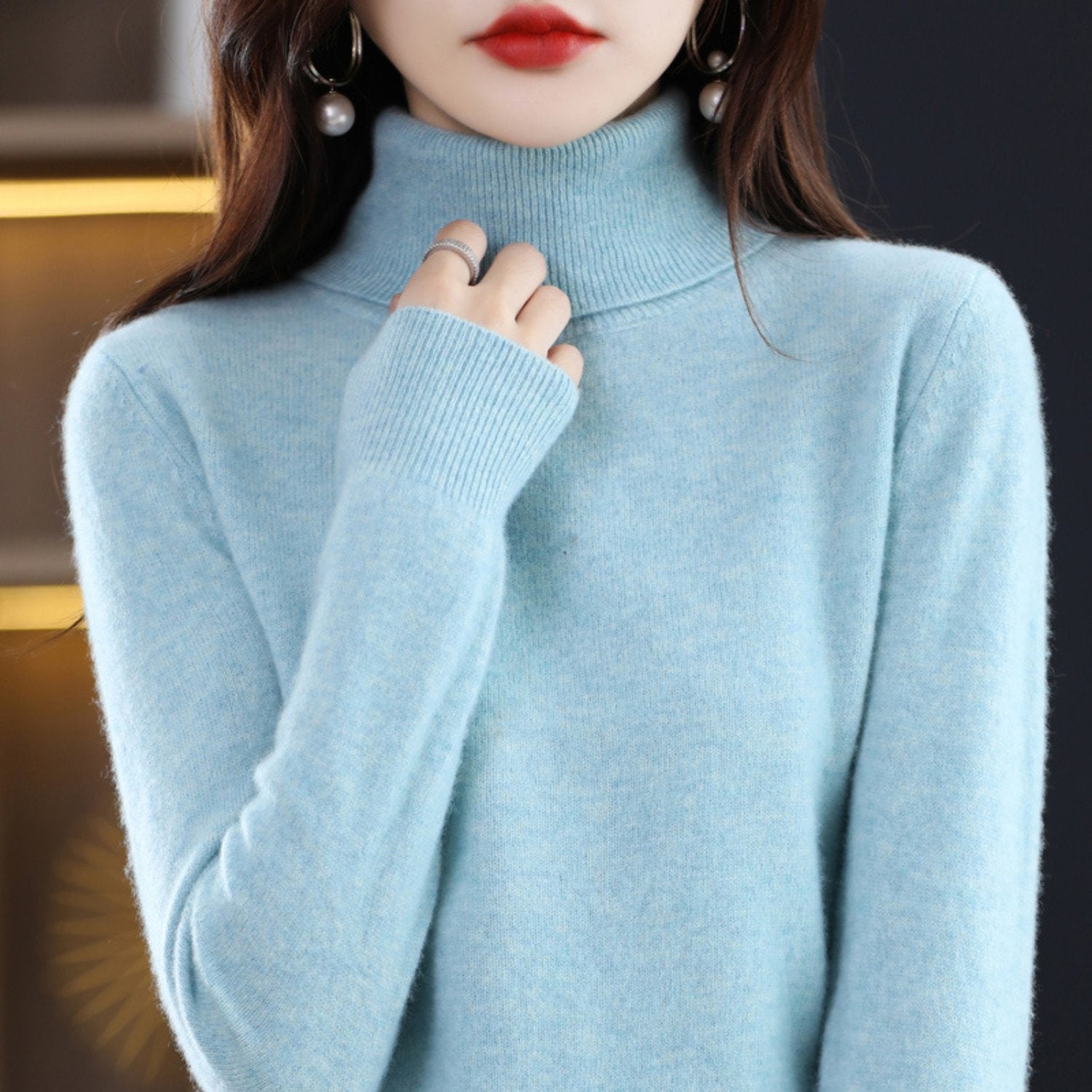 Women's Slim Cashmere Wool Roll Neck Jumper - Light blue