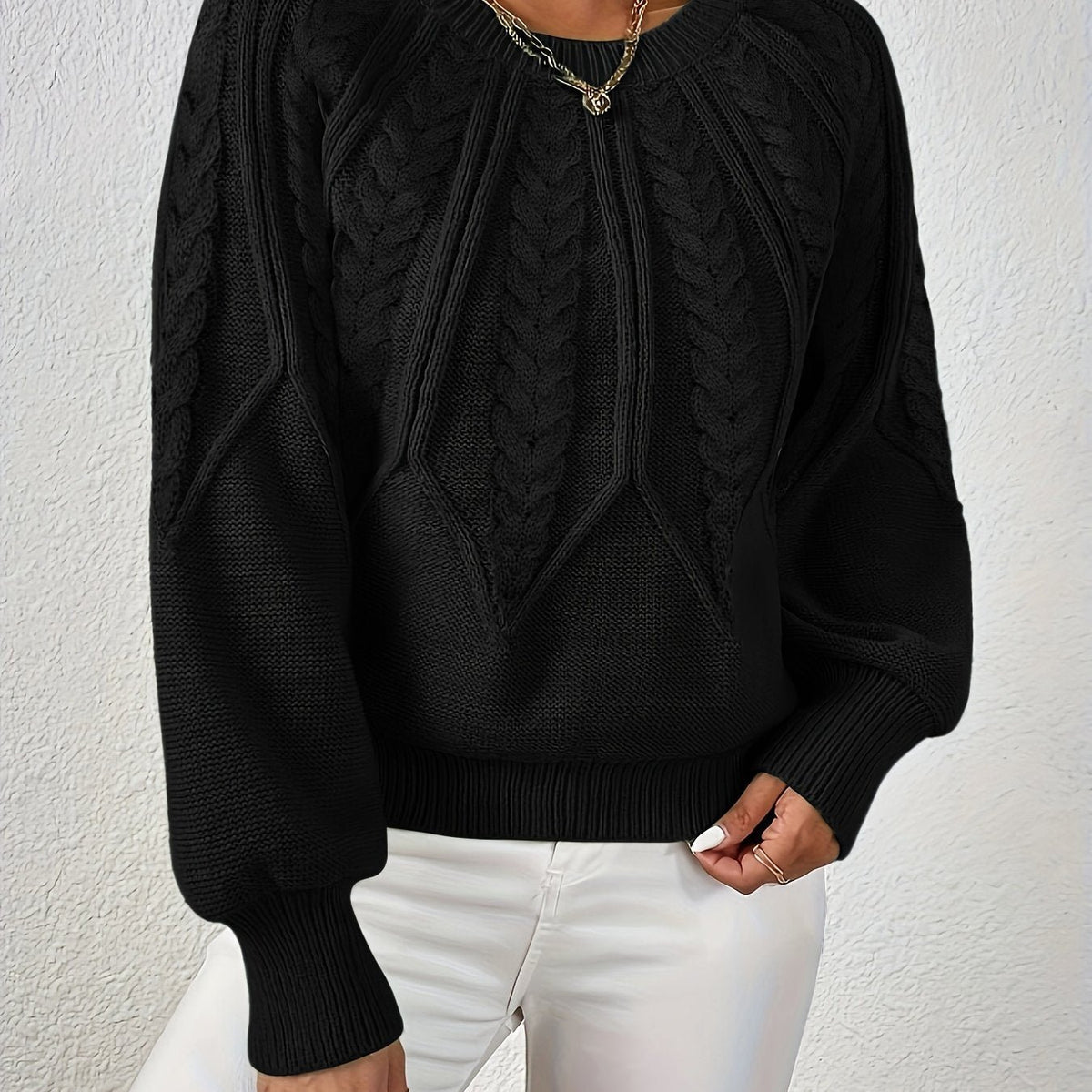 Women's Chunky Cropped Cable Knit Jumper - Black