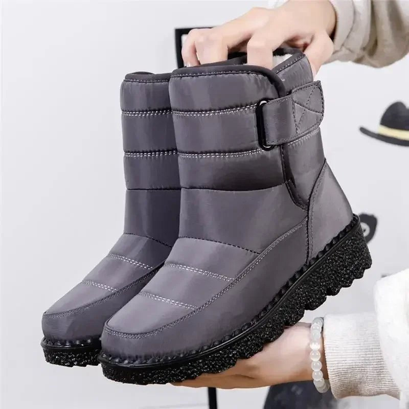 Women's Quilted Waterproof Snow Ankle Boots - Gray