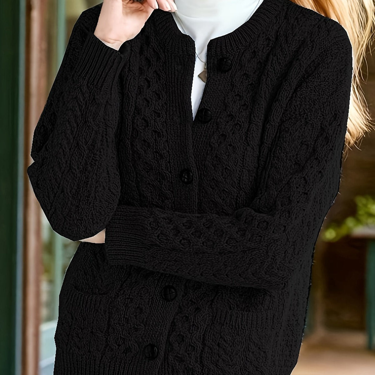 Women's Cable Knit Wool Cardigan - Black