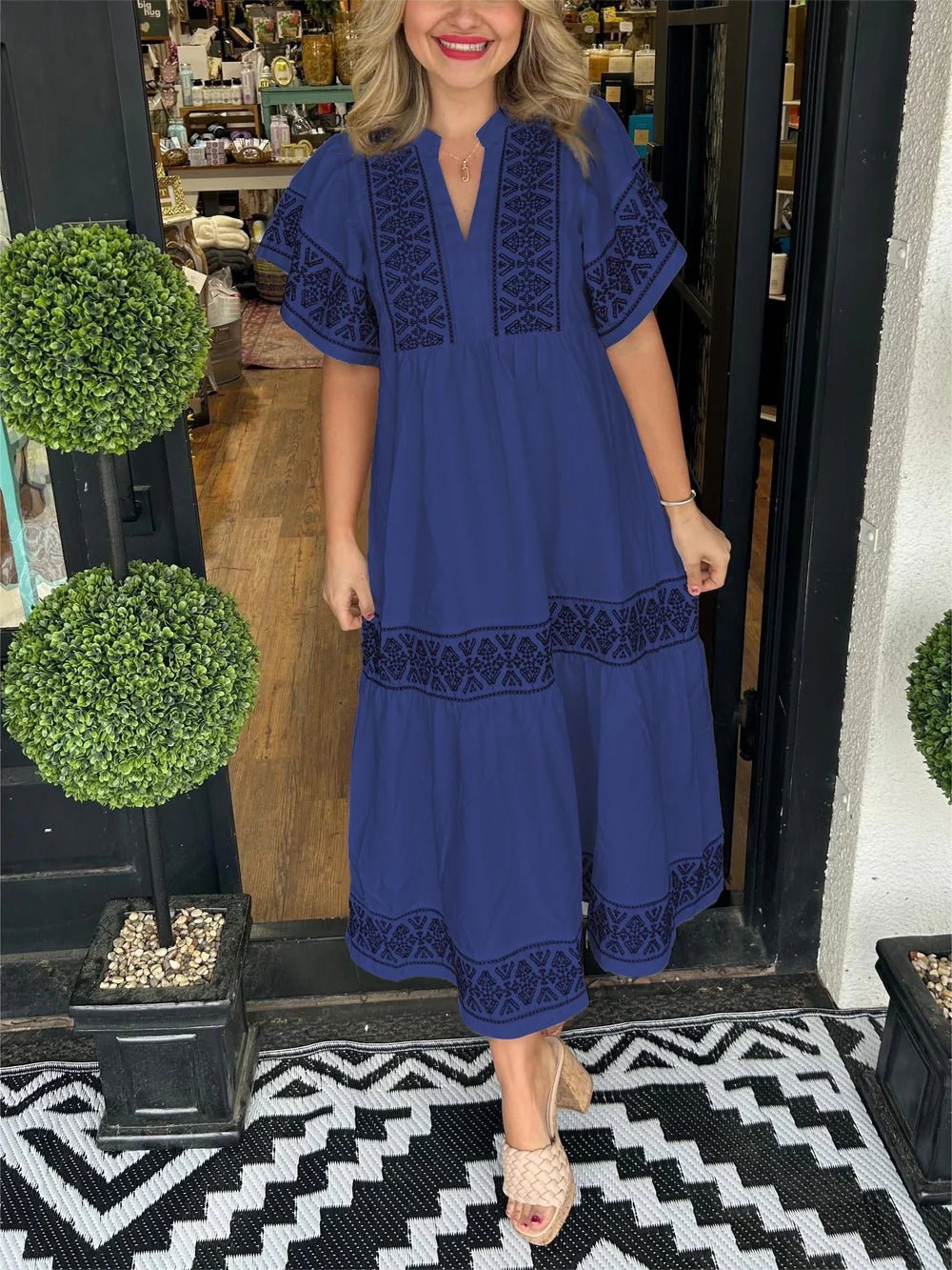 Women's Black V-Neck Midi Dress - Blue
