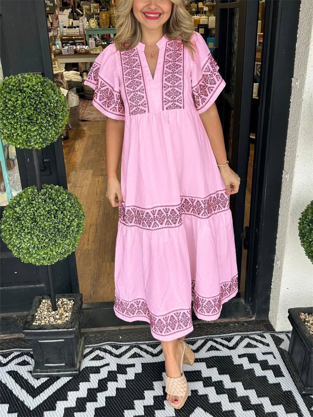 Women's Black V-Neck Midi Dress - Pink