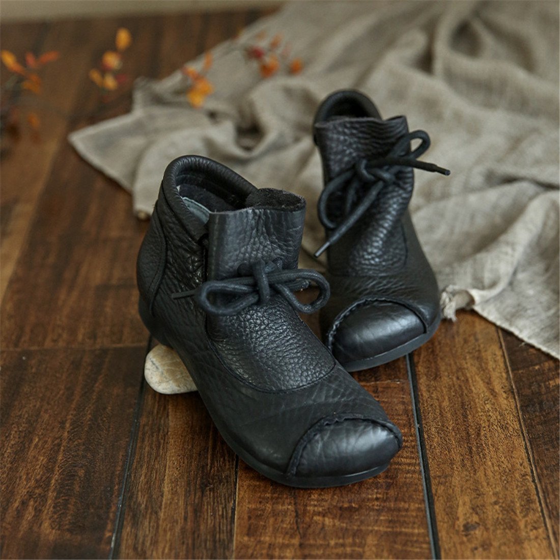 Women's Leather Lace-Up Winter Ankle Boots